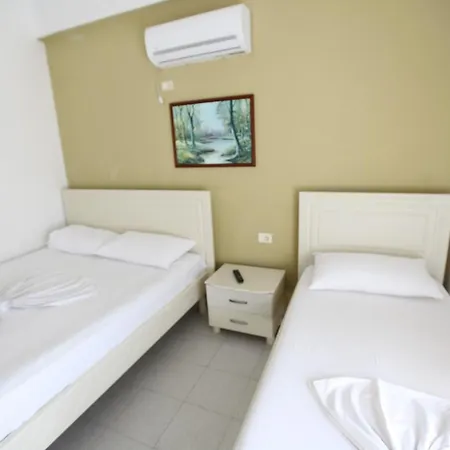 Malvina Hotell Golem (Tirana)