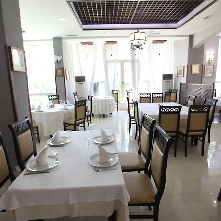 Malvina Golem (Tirana)