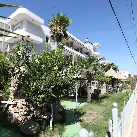 Malvina Hotell Golem (Tirana)
