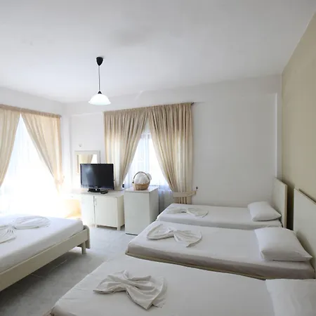 Malvina Hotell Golem (Tirana)