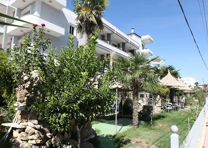 Malvina Hotell Golem (Tirana)