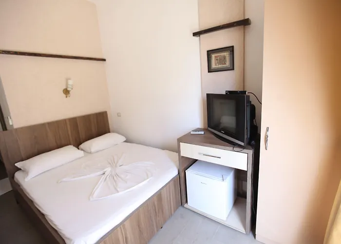 Hotell Malvina Golem (Tirana)