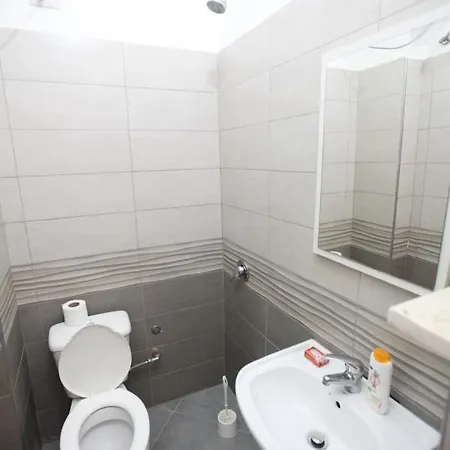 Malvina Hotel Golem (Tirana)