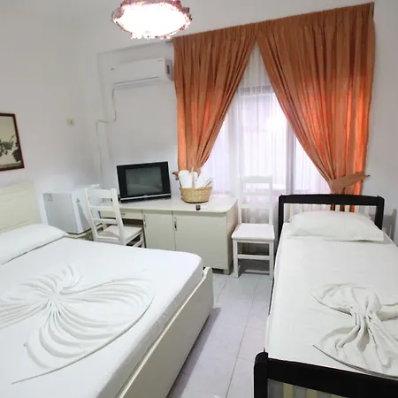 Malvina 3* Golem (Tirana)